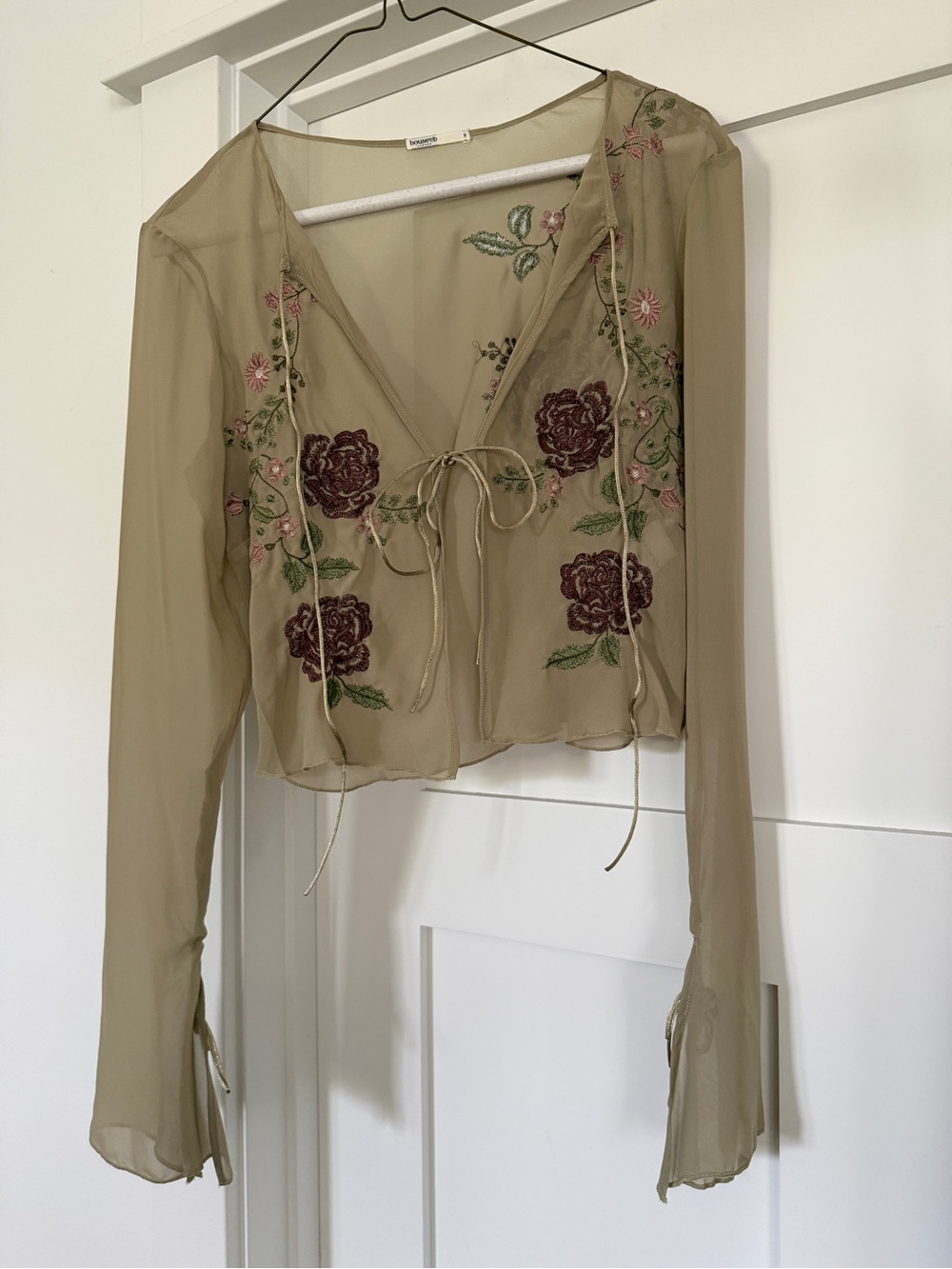 House of CB Beige Sheer Set with Western Floral Embroidery - Picture 2 of 15